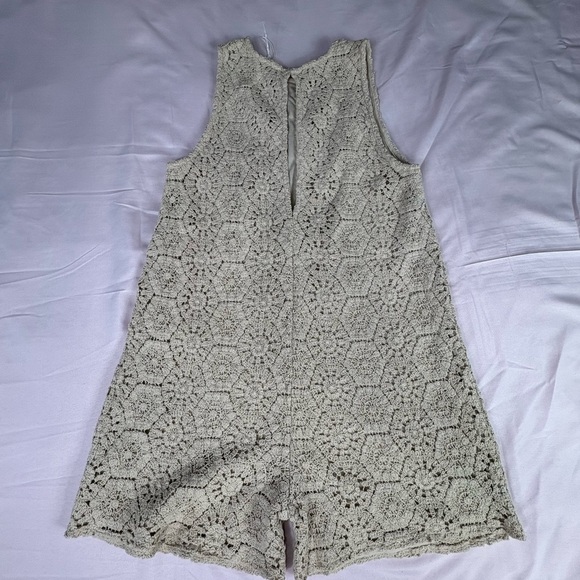 Zara Beige Textured Lace Blouse - Picture 9 of 9